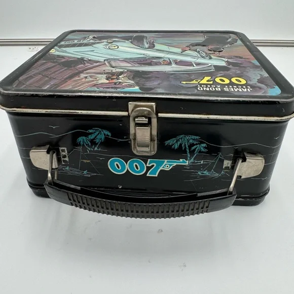 RARE VINTAGE 1966 JAMES BOND 007 LUNCHBOX ONLY NO THERMOS